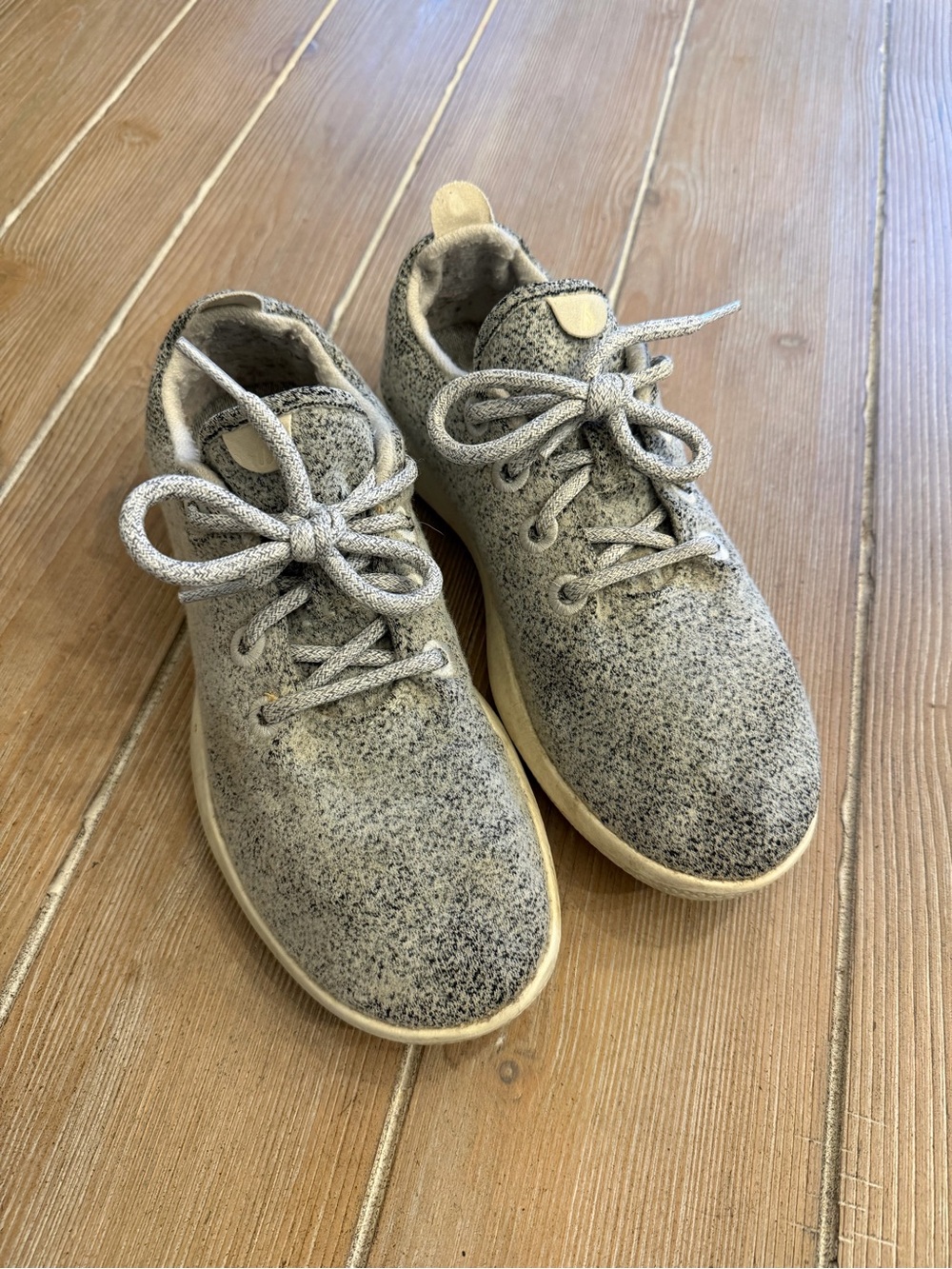allbirds womens Gray Wool-Like Knit Lace-Up Sneakers